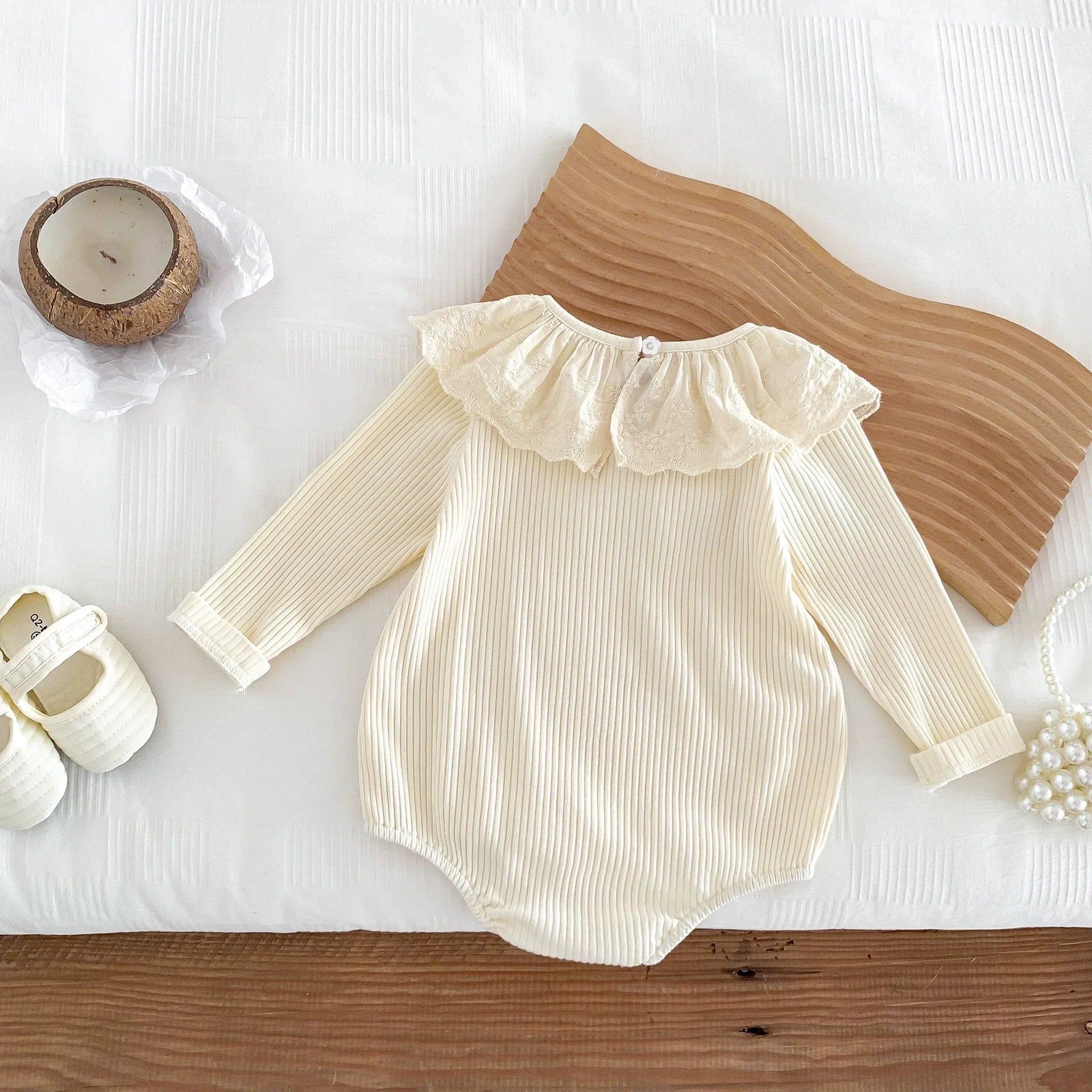 Spring and Autumn New Arrival Baby Girls Long Sleeves Floral Embroidery Pattern Collar Base Layer Onesie-1